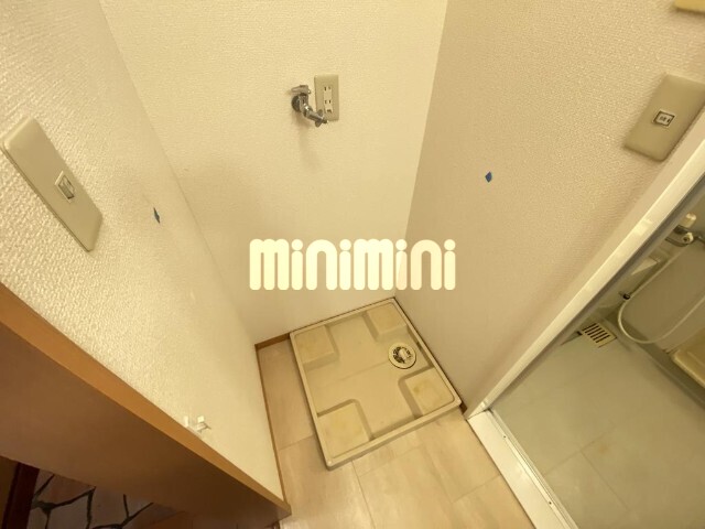 ����7