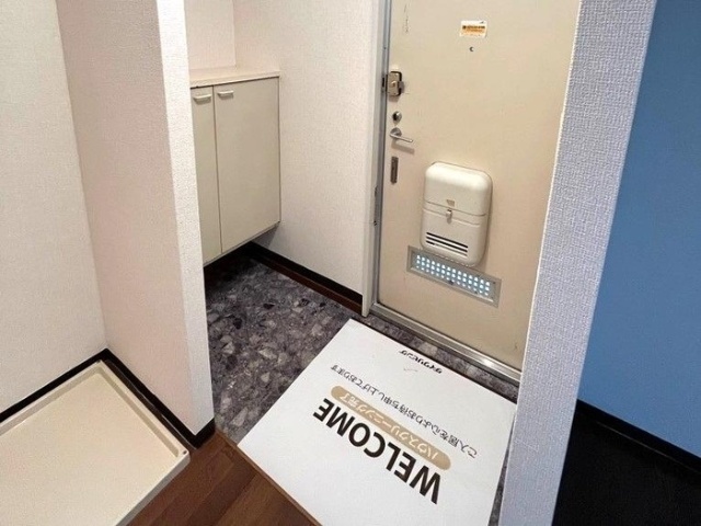 ����7