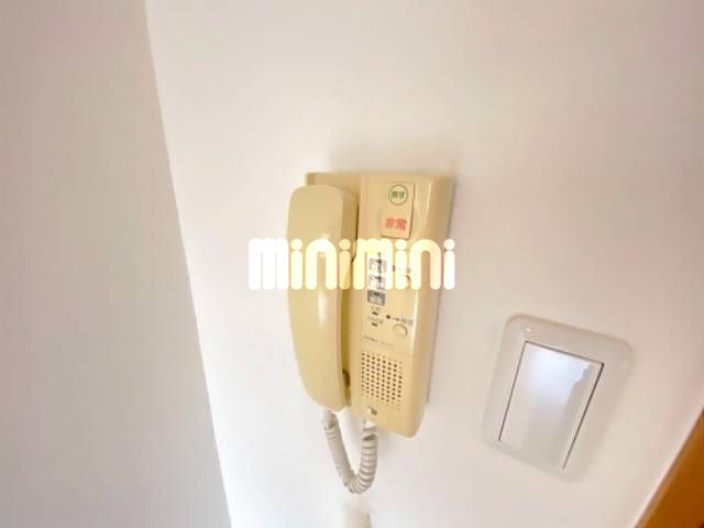 ����7