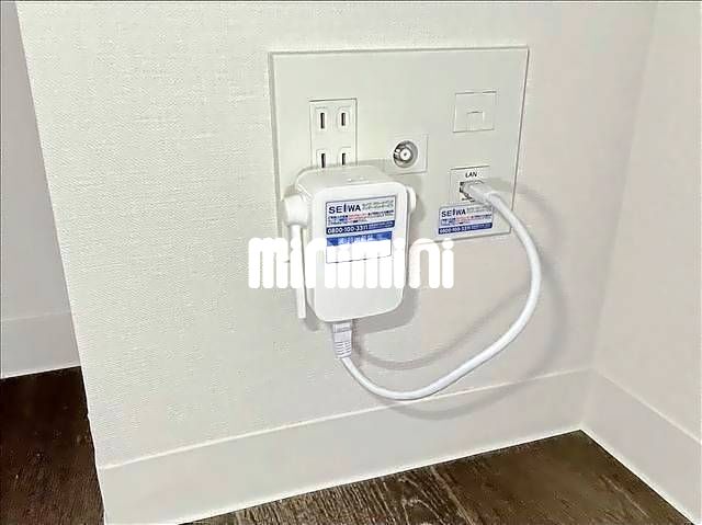 ����15