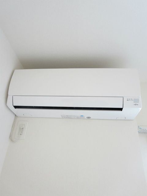 ����10