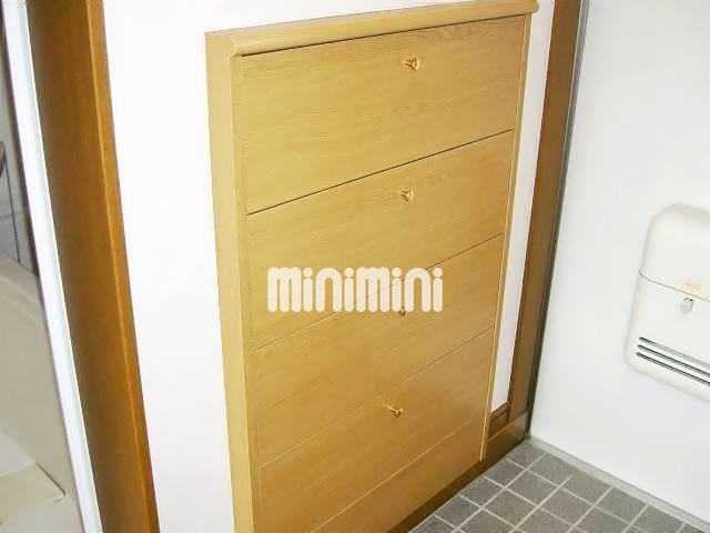 ����8
