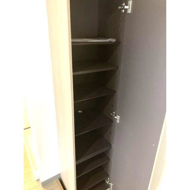 ����7