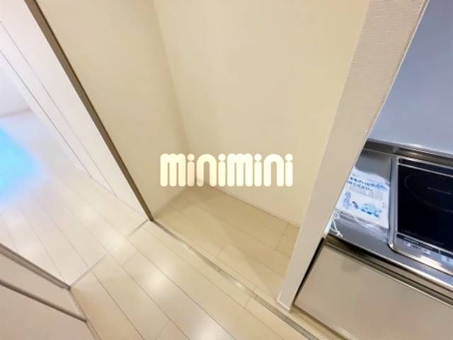 ����7