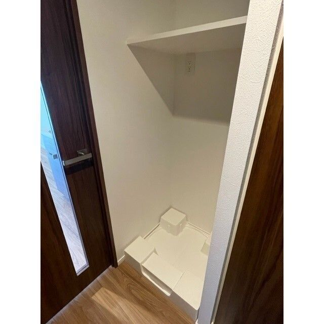 ����7