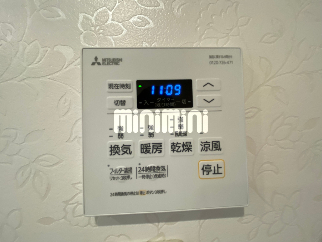 ����13