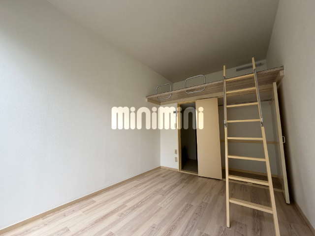 ����2
