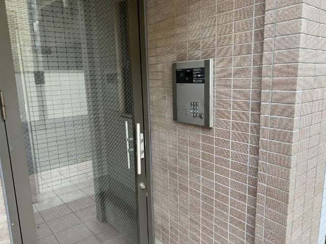 ����19