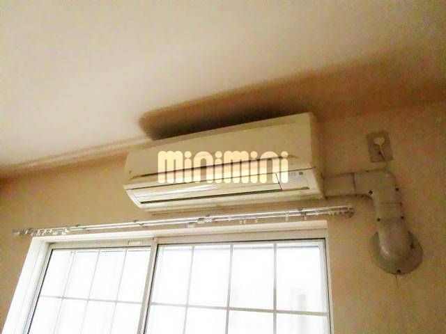 ����3