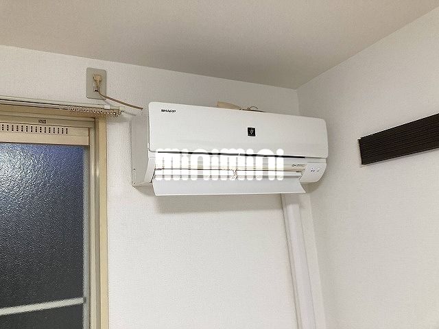 ����14
