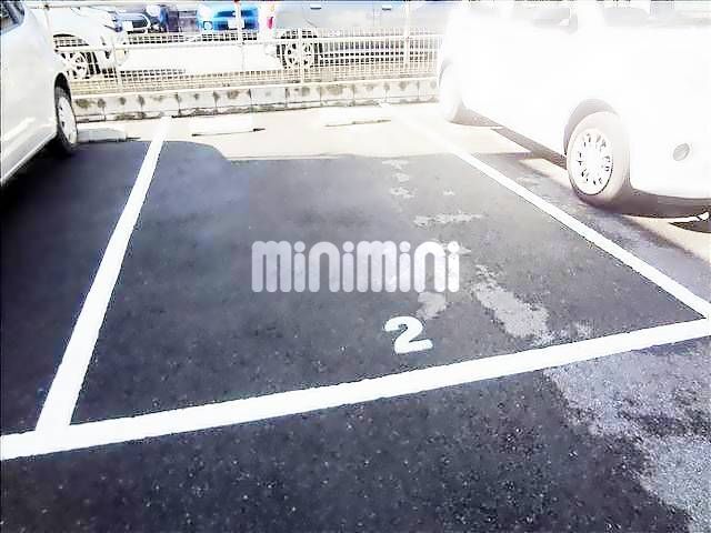 ����12