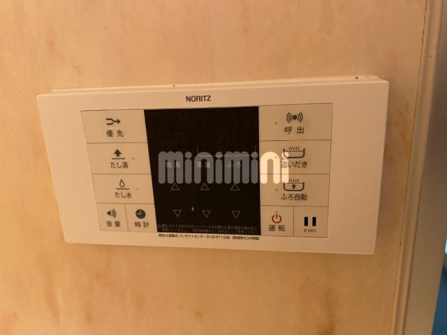 ����11