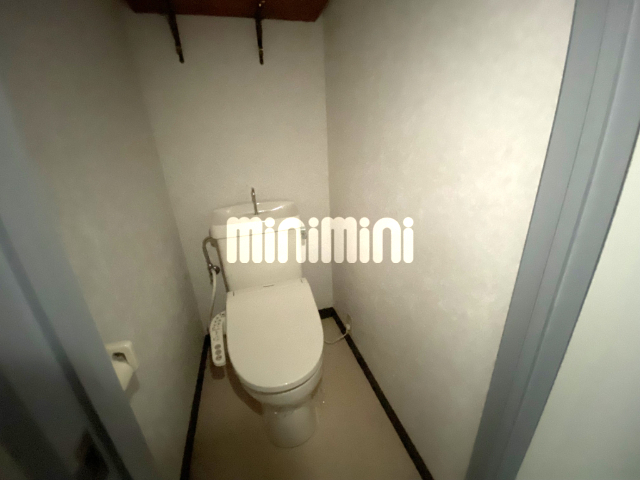 ����5