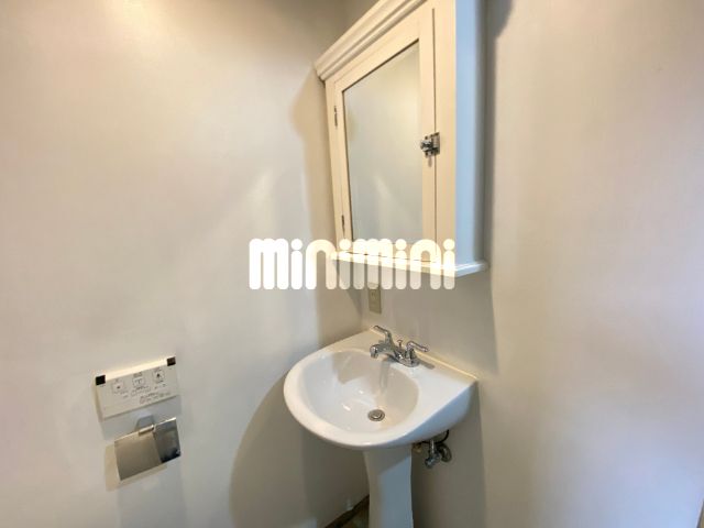 ����5