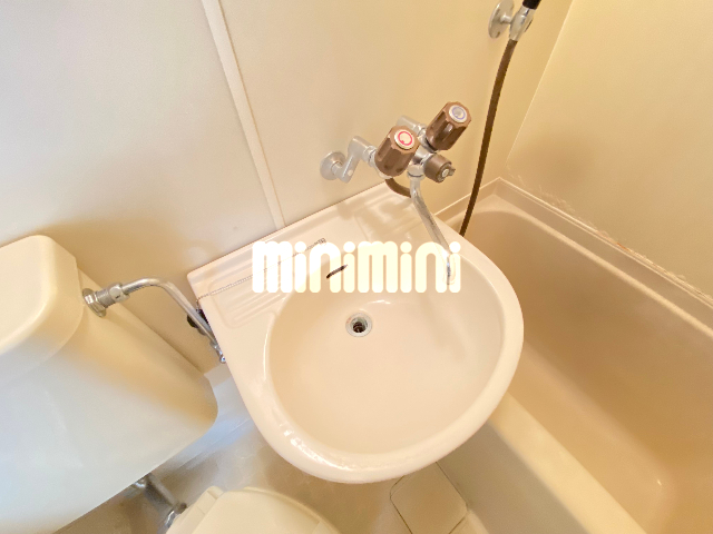 ����5