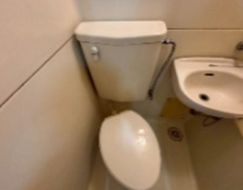 ����4