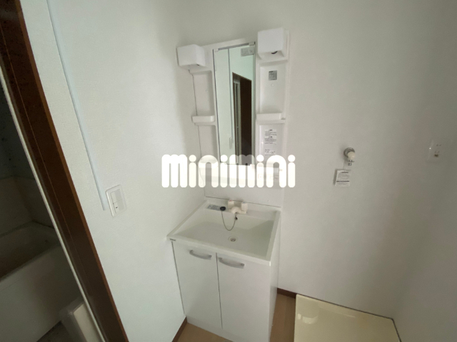����5