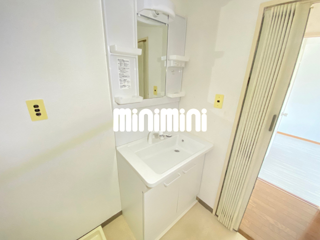 ����5