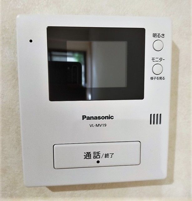 ����10