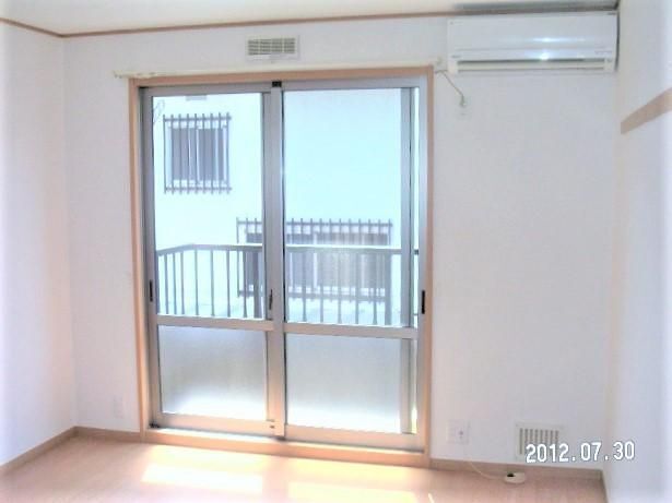 ����1