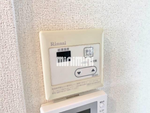 ����14