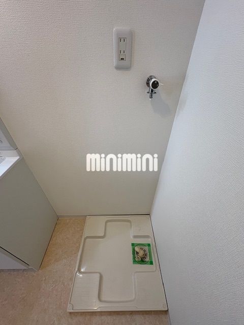 ����6