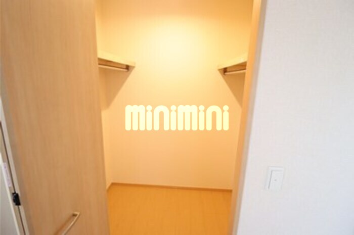 ����6