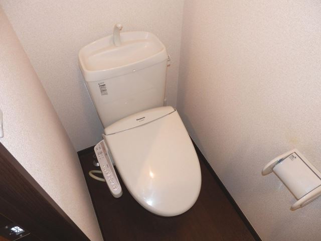 ����7