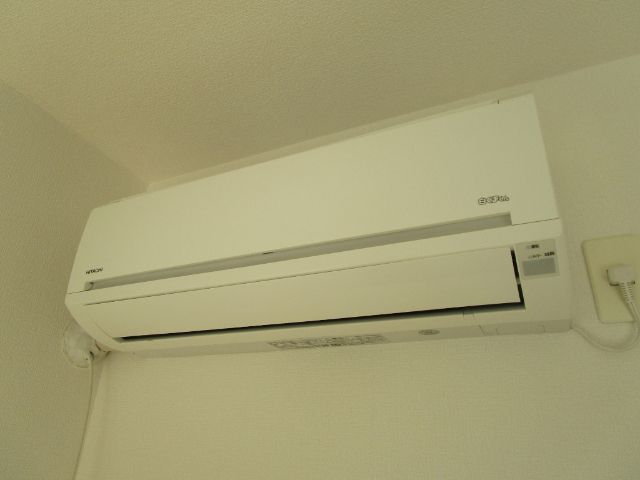 ����10