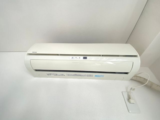 ����11
