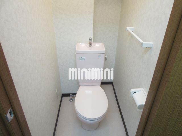 ����9
