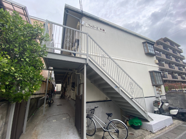 ����19