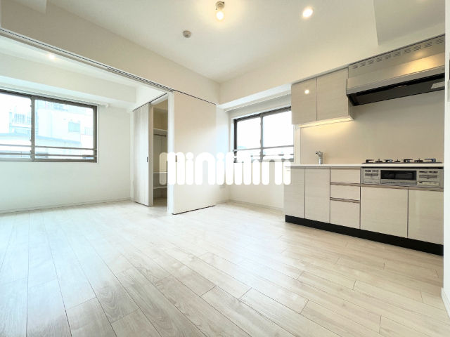 ����1