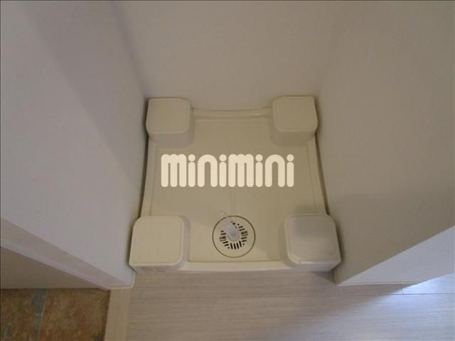 ����8