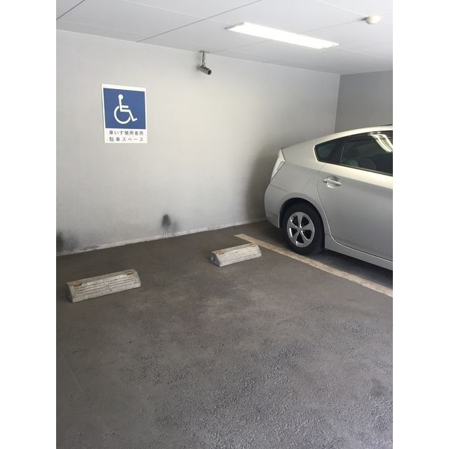 ����11
