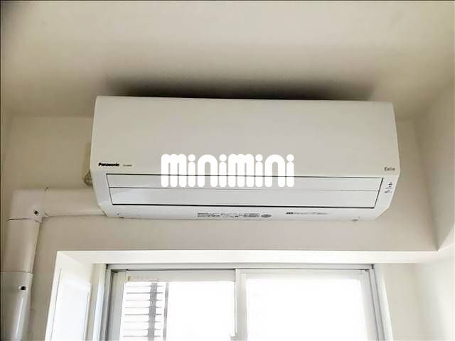 ����8