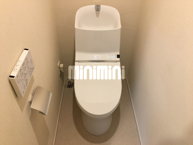 ����4