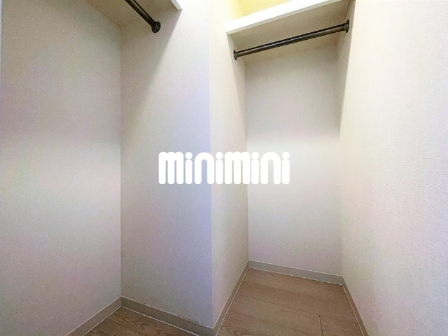 ����6