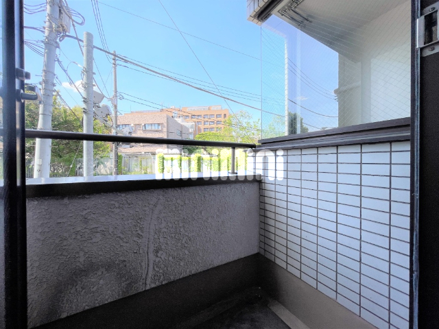 ����9