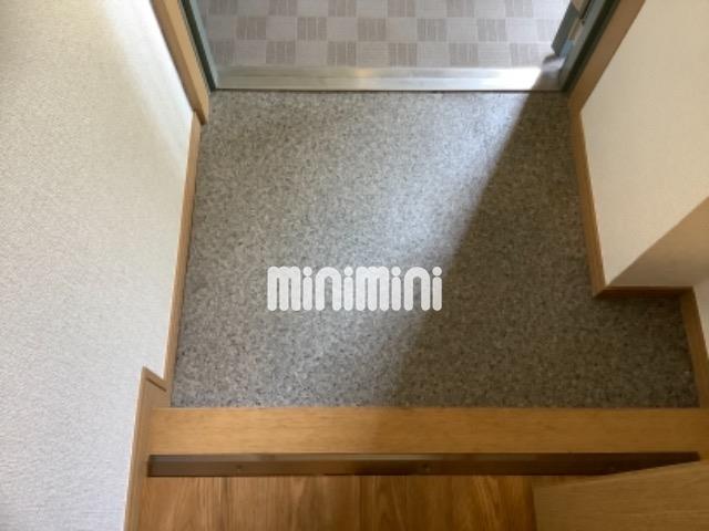 ����9