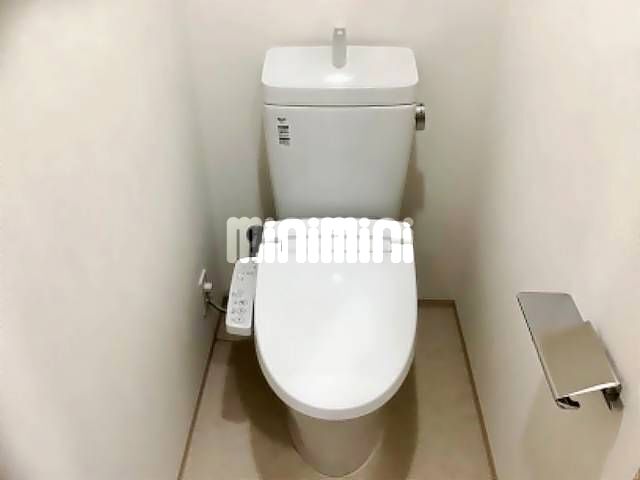 ����4