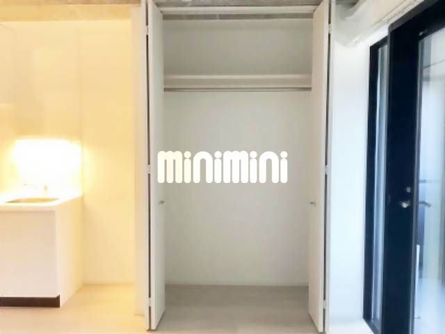 ����6