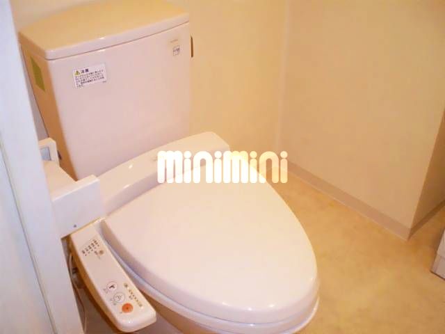 ����4