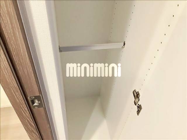 ����6