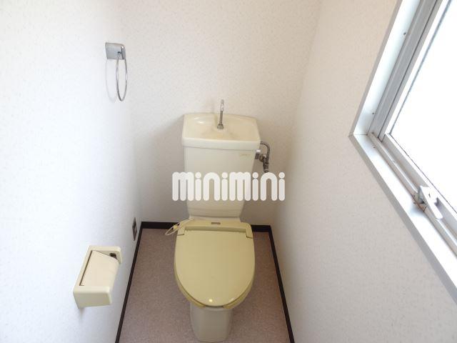 ����4