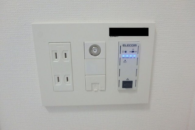 ����13