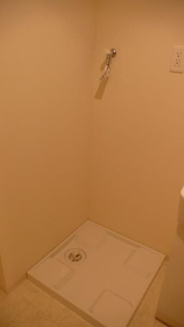 ����8
