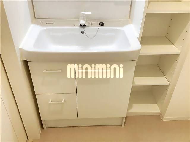 ����5