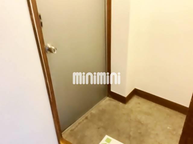 ����8
