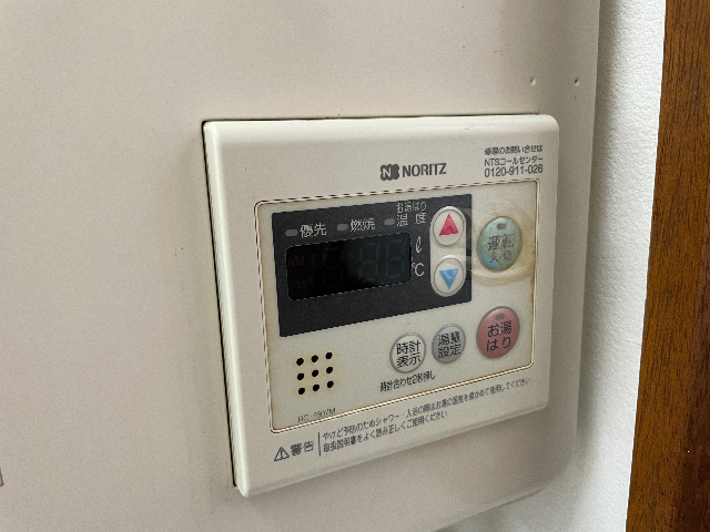 ����11